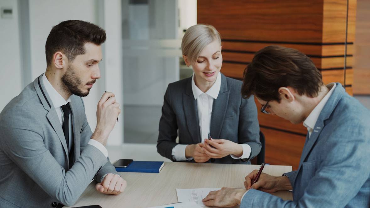 What makes a law firm look trustworthy online